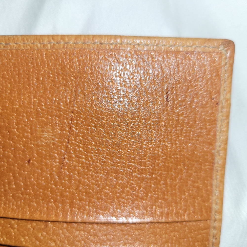 Gucci Wallet Authentic - Picture 5 of 11